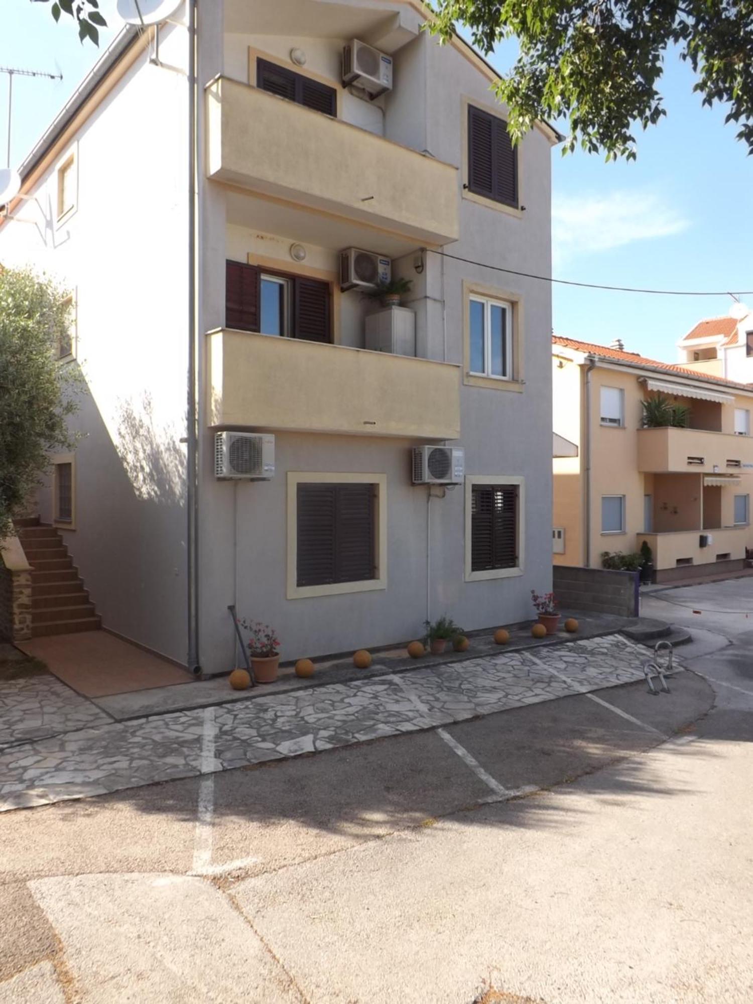 Latmo Apartment Задар Екстериор снимка